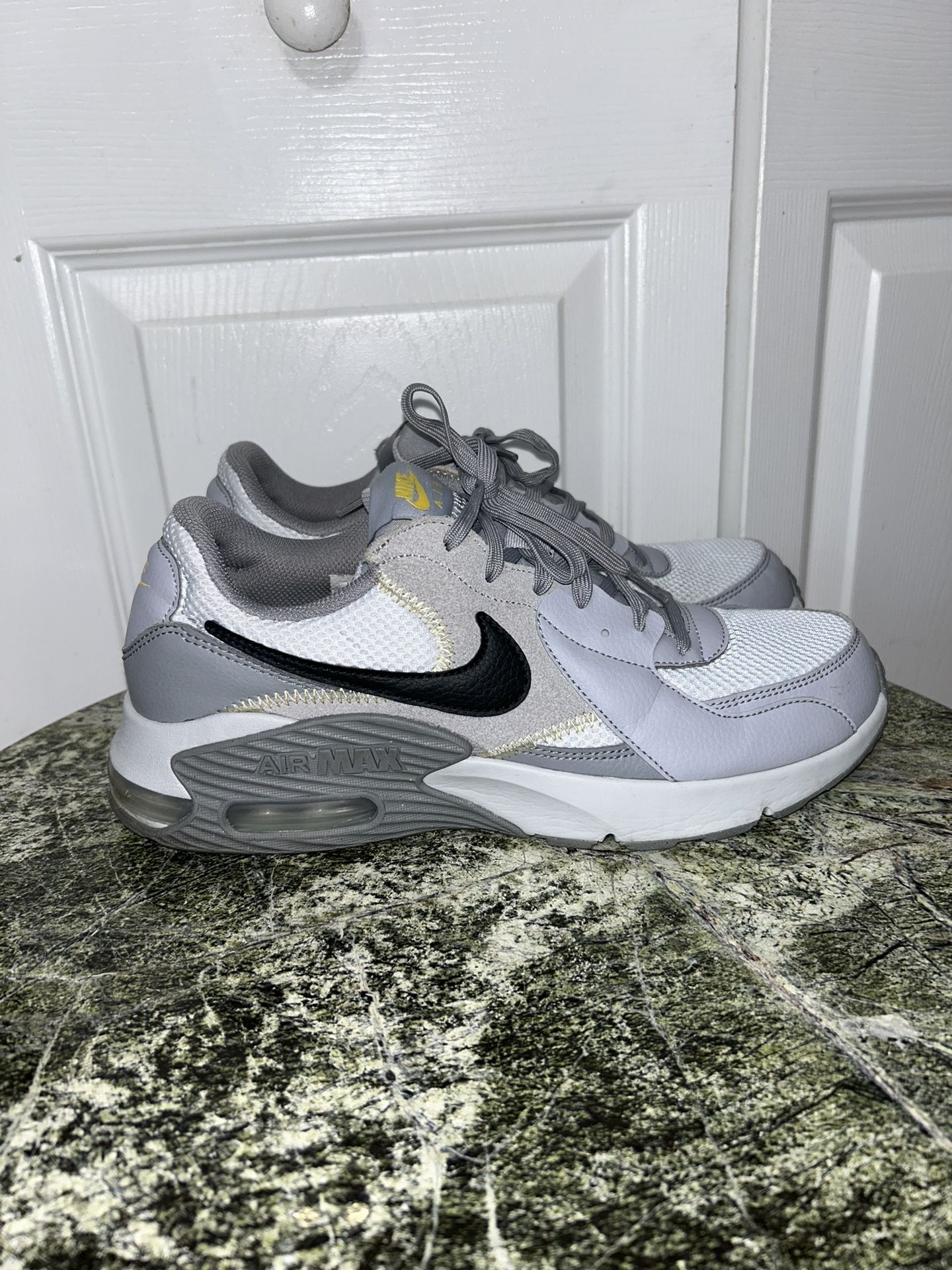 Nike Air Max shoes size 9 men