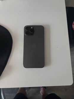Qty.2 iPhone 13 Pro Max $350 ea