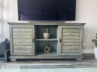 Multi-use Stand With Storage