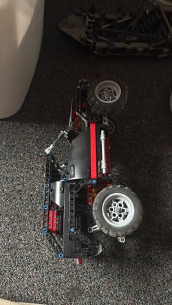 LEGO 8081 Technic Extreme Cruiser