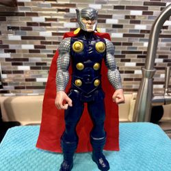 2013 Marvel Avengers Titan Hero Series THOR 12 Inch Action Figure w/ Cape