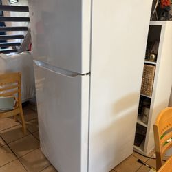 LG Refrigerator 
