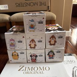 Mickey Family Plush Keychain ✅