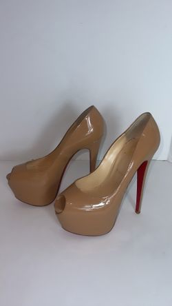 NUDE PLATFORM CHRISTIAN LOUBOUTIN RED BOTTOMS