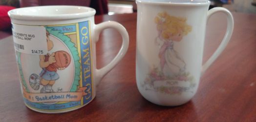 PRECIOUS MOMENTS MUGS