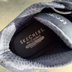Sketchers Shoes 