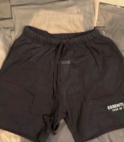 Ess shorts