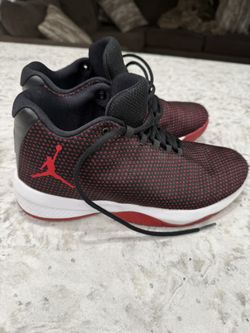 USED SHOES