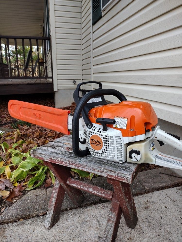 2021 STIHL MS391 CHAINSAW.. LIKE NEW