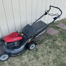 Honda Mower HRT216
