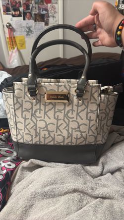 Calvin Klein  purse