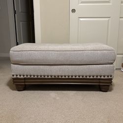 Ashley Harleson Ottoman