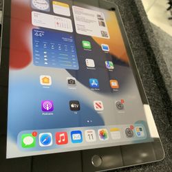 iPad 9th Gen 64GB (837517-1)