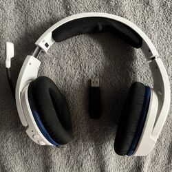 HyperX Wireless Headphones 