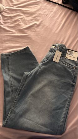 Low Rise Baggy Jeans