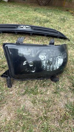 Tundra/seqouia headlights smoked 10’-13’
