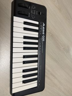 Alesis Q25 25-Key USB MIDI Keyboard Controller