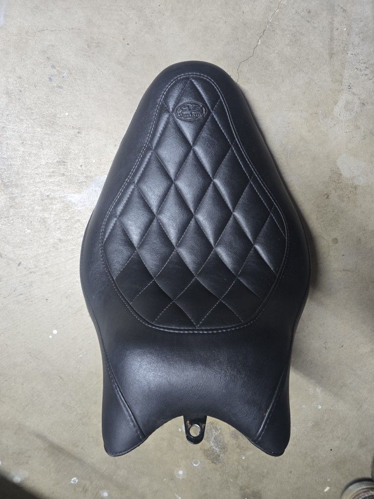 Harley-davidson Solo Seat