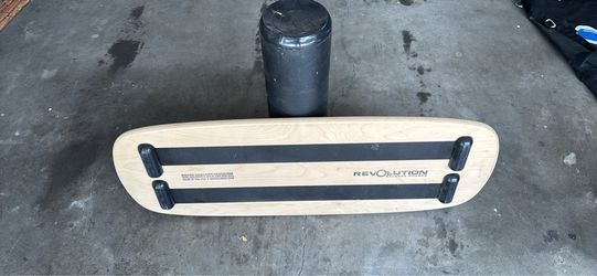 Revolution Balance Board with Roller