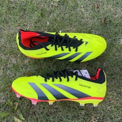 Adidas Predator Pro FG - IG7776 - Yellow / Black - Soccer Cleats -Men's Size 10.5