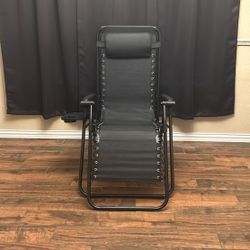 Like New Open Box Zero Gravity Chair!
