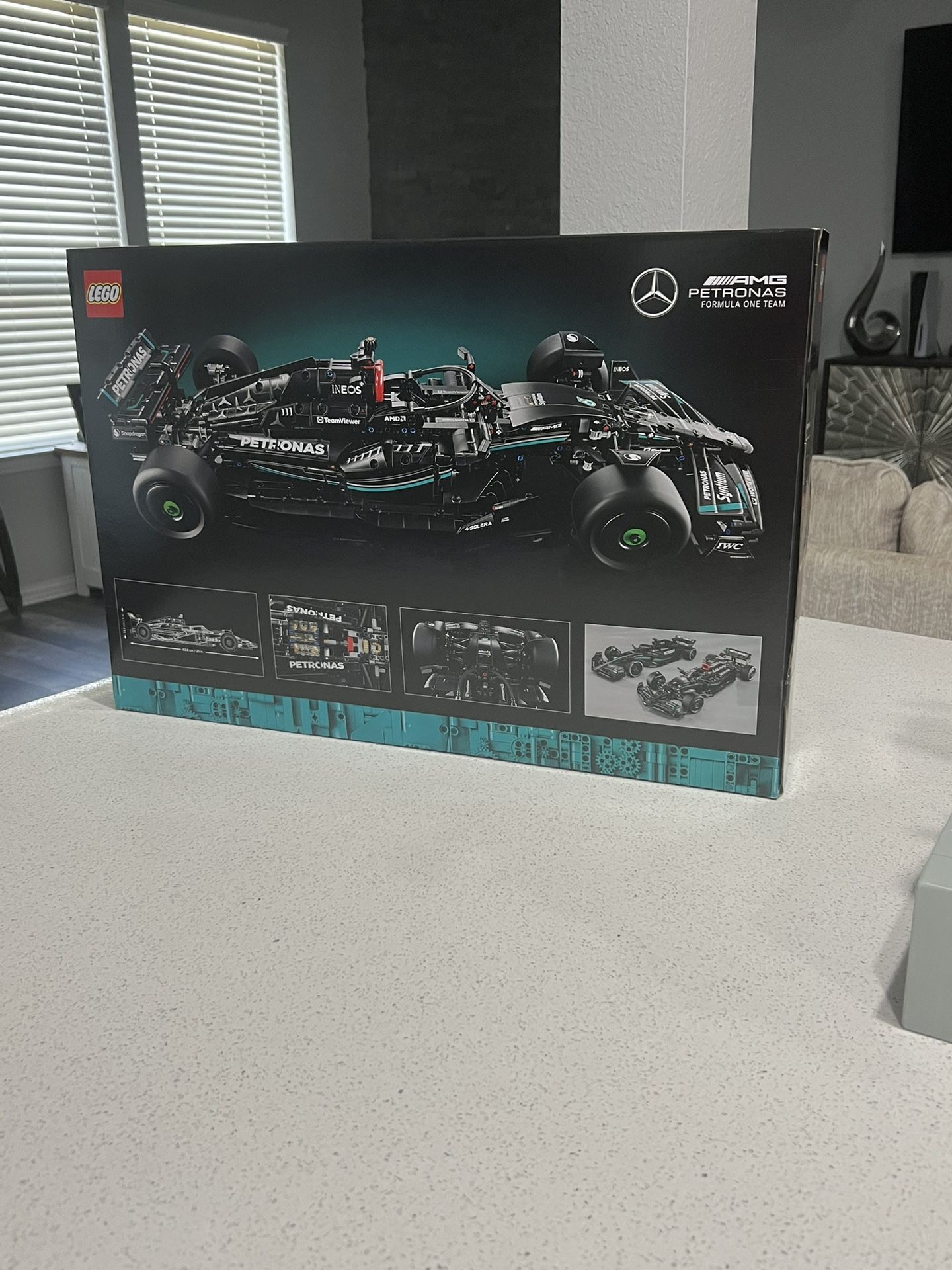 LEGO Technic F1 Performance Mercedes