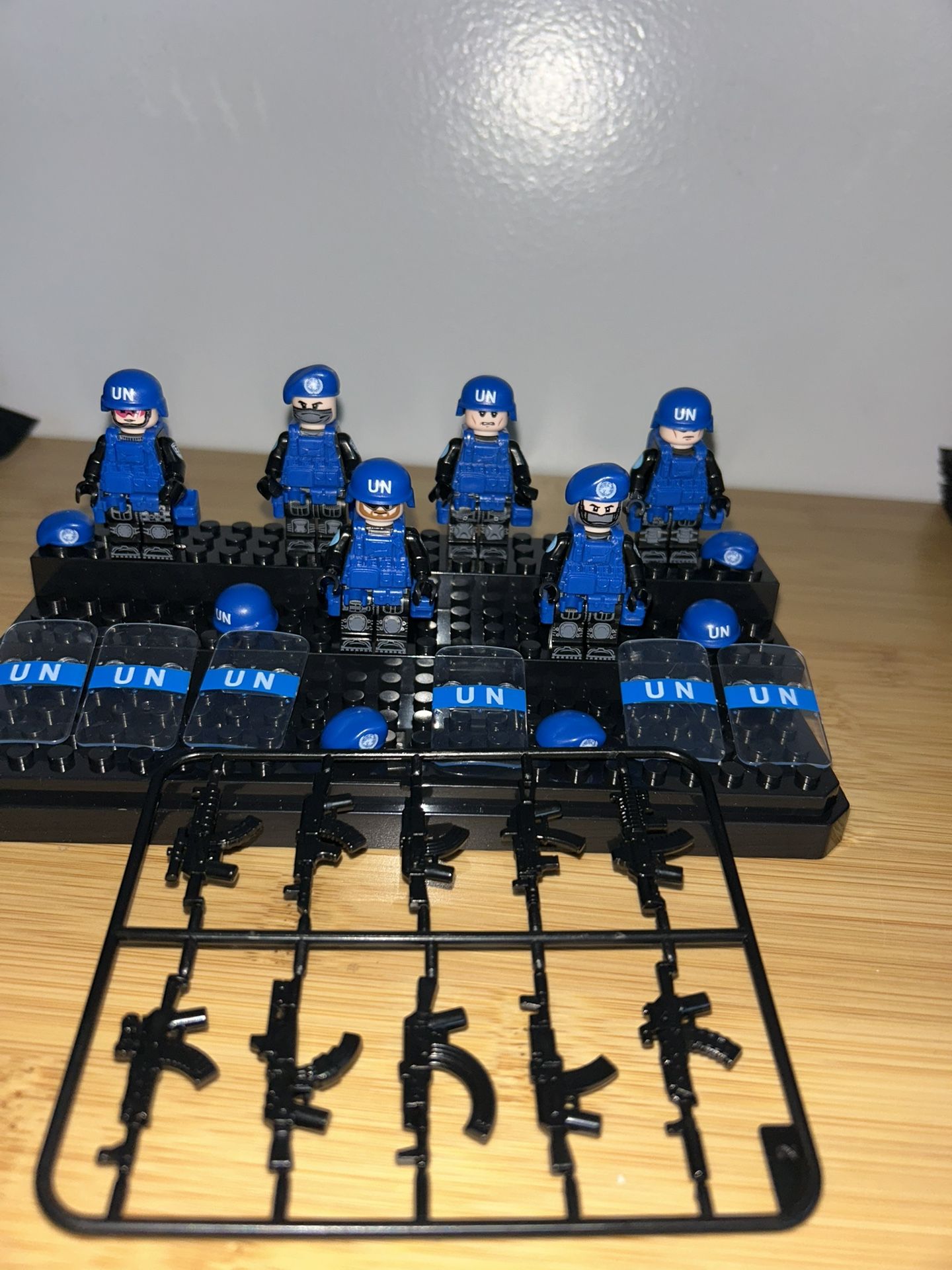 Block Mini Figures UN Troops