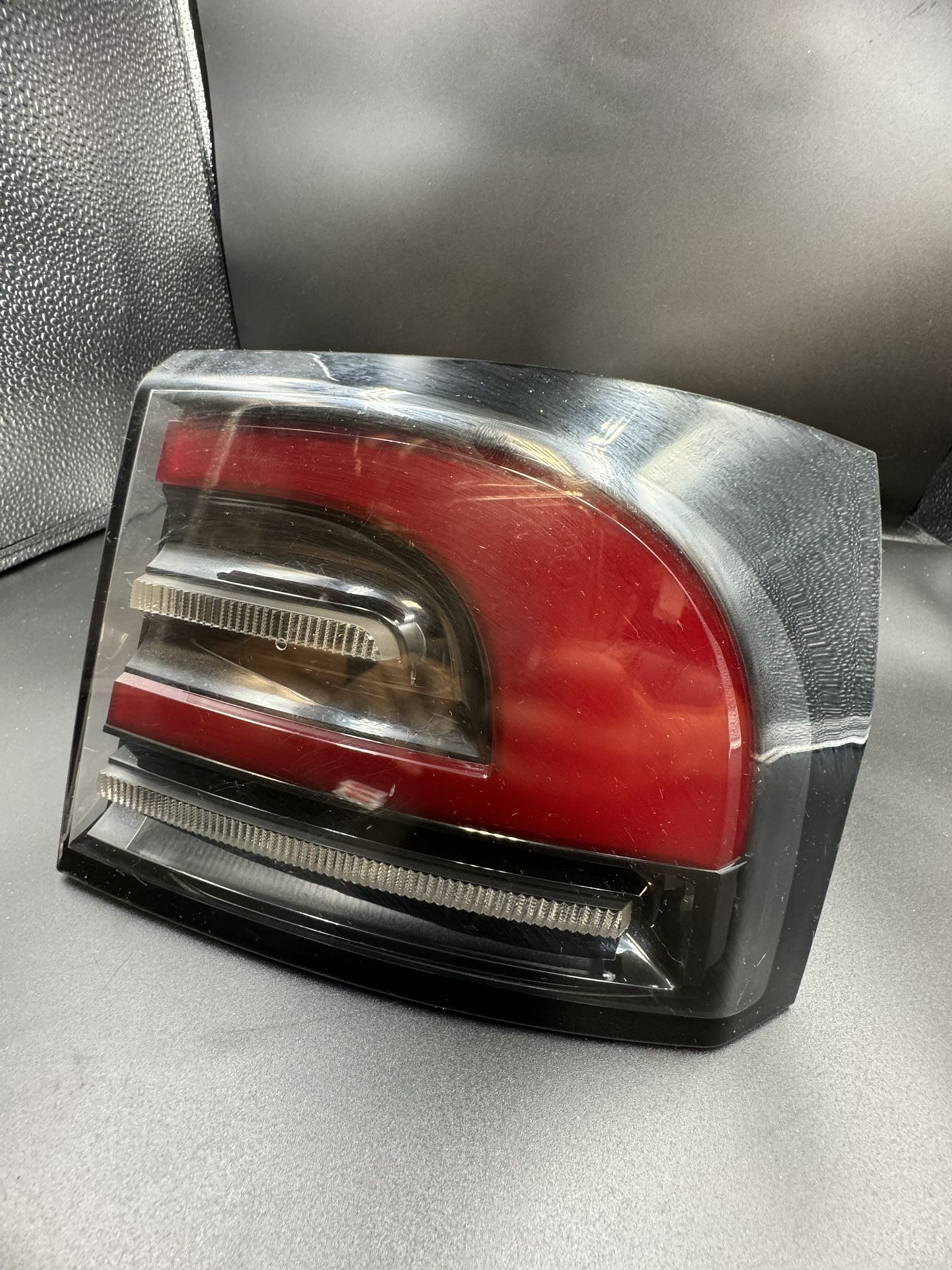 Tesla Model 3 Right Tail light 1077398