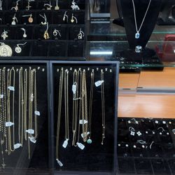 !!!Jewelry Special!!! All jewelry crap plus 10%