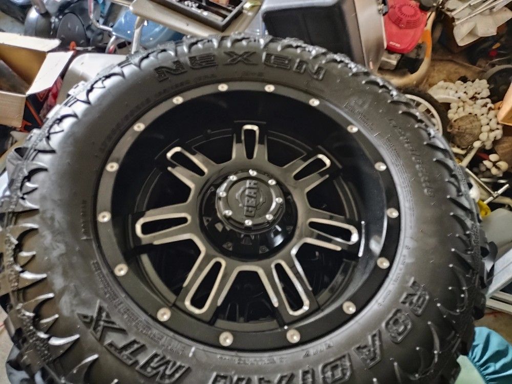 Wheel and Tire Set