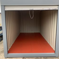 20ft Refurbished Container w/ Swing Doors – Original Color  Clean and compact storage solution. This 10ft container has been fully refurbished, repain