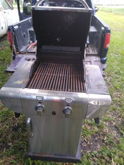 Gas grill