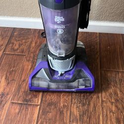 Dirt Devil Vacuum