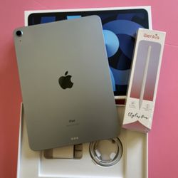 Apple iPad Air 4th Generation 64GB with Box, 📦 Pencil, keyboard case  like new 