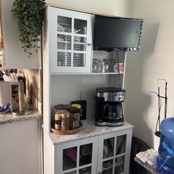 Kitchen pantry