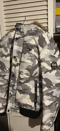 Tommy Hilfiger camo coat