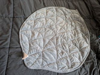 new in box 5lb lap blanket