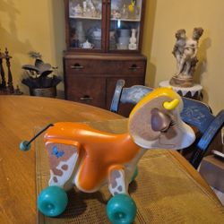Fisher price 1972 Molly moo cow plastic toy