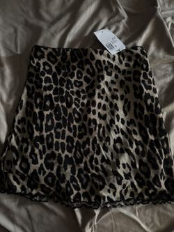 leopard mini skirt
