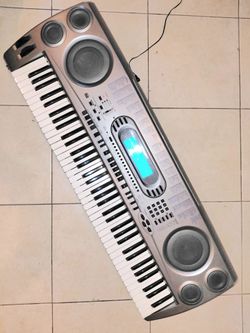 Casio WK-1800 76 Key Workstation Keyboard - Sequencer + Power Supply