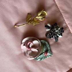 Set Of 3 Antique Pins Rare Like New 