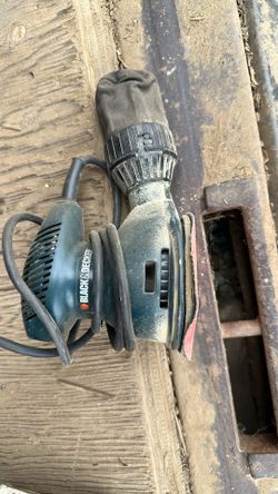 5” Orbital Sender Black And Decker Used Twice 30 Dls 