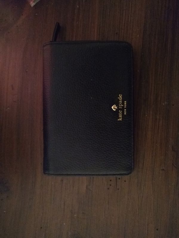 Kate spade wallet for Sale in Auburn, WA - OfferUp