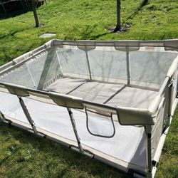 Large Baby Playpen / Play Yard - Like New!