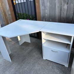 Computer Desk White-Great condition!