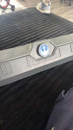 Skywalker Legacy Lightsaber