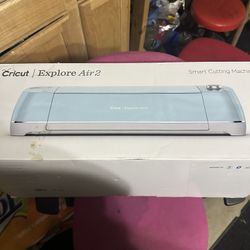 Cricut Explore Vinyls Cutter 