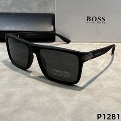 Man’s sunglasses