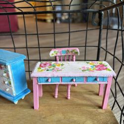 Miniature Dollhouse Furniture Hand Painted Desk And Chair