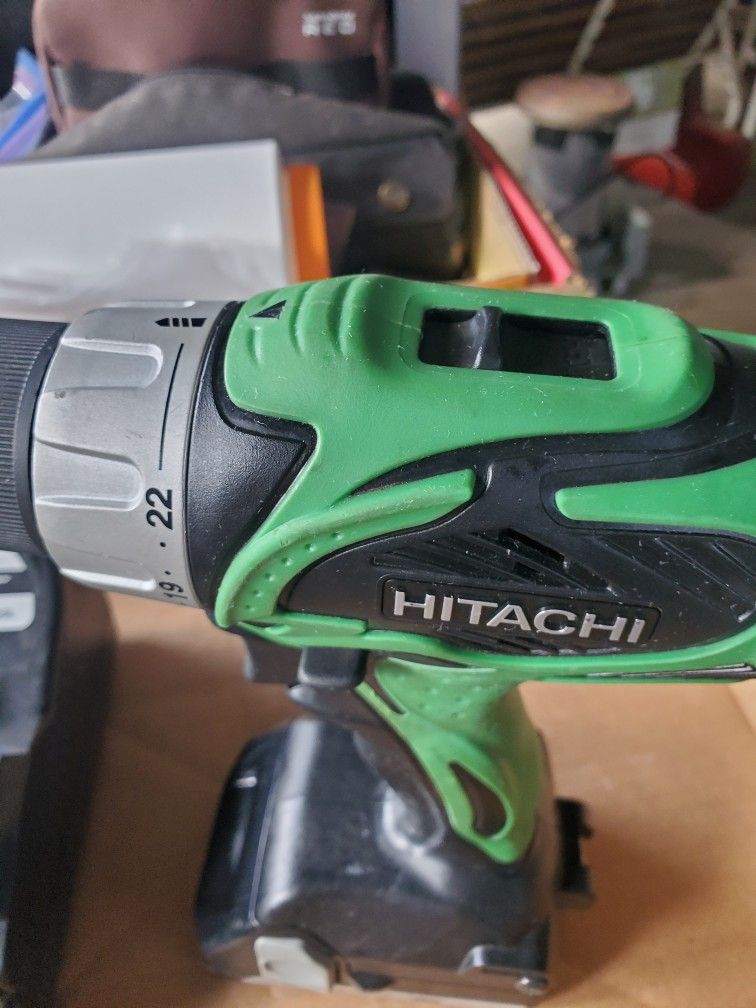 HITACHI 18 VOLT Drill - Driver Model DS 18FSAL
